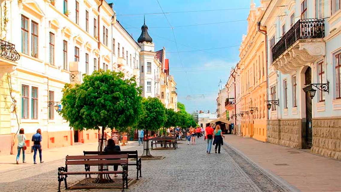 chernivtsi-ulitsa-kobylianskoy