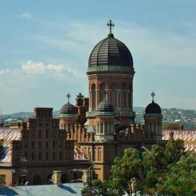 khramy-chernivtsiv-bilshe-photo