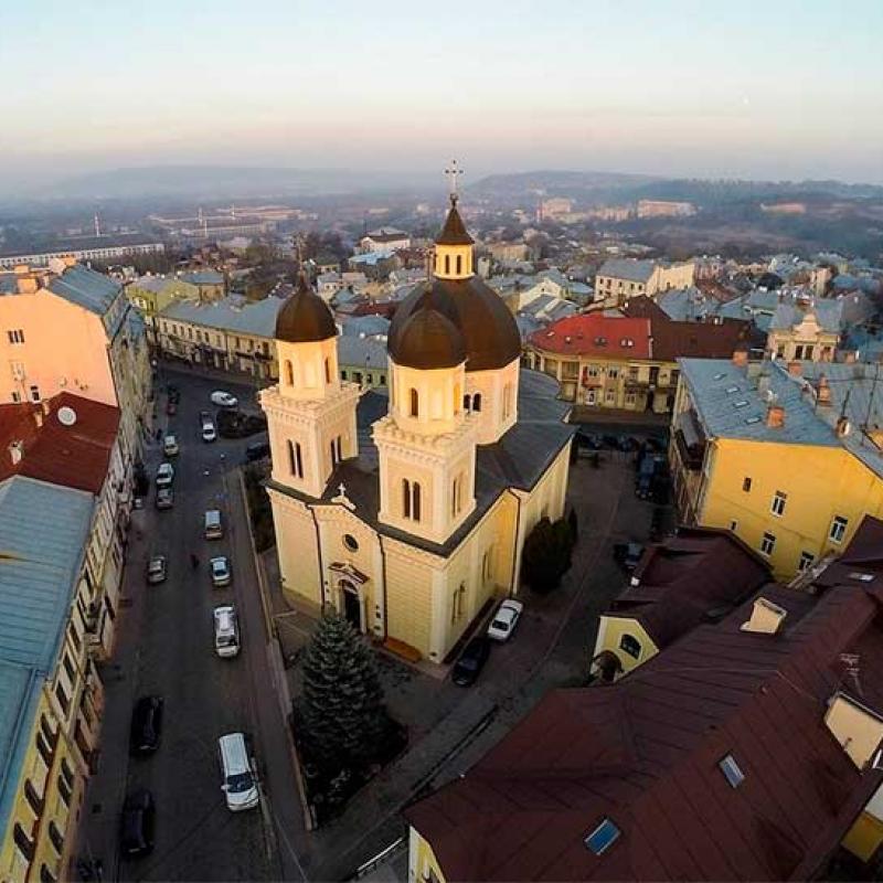 chernivtsi-pohliad-zverkhu