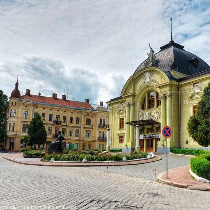 chernivtsi-teatr