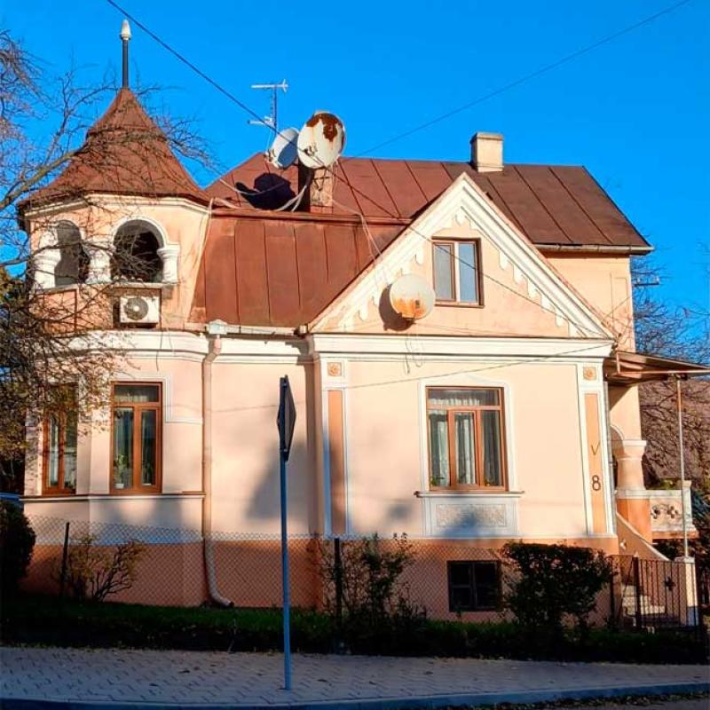 villy-chernivtsiv
