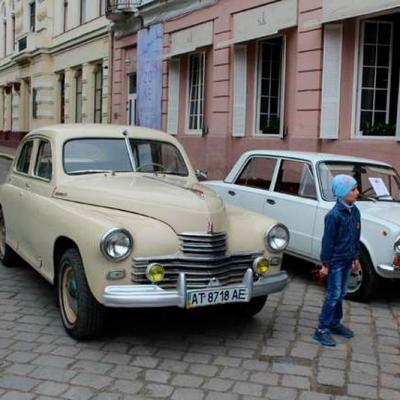 bukovina-old-car-2019